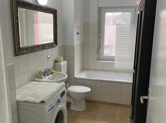 Michas Naehe Zentrum Lejlighed